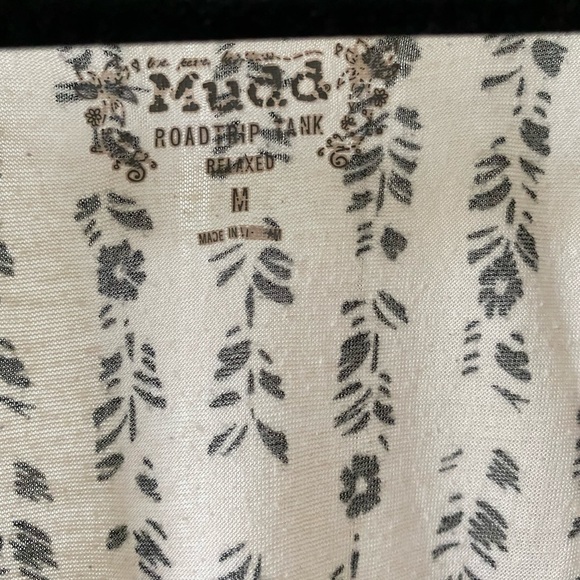 Pattern Tank Top - Picture 3 of 3